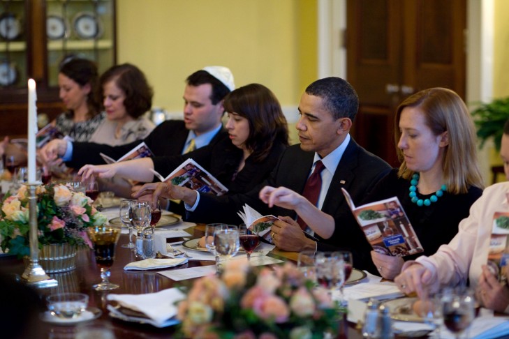 President Barack Obama and the First Family mark the beginning of Passover with a seder with friends and staff in the Old Family Dining Room of the White House (Photo: Pete Souza/White House)