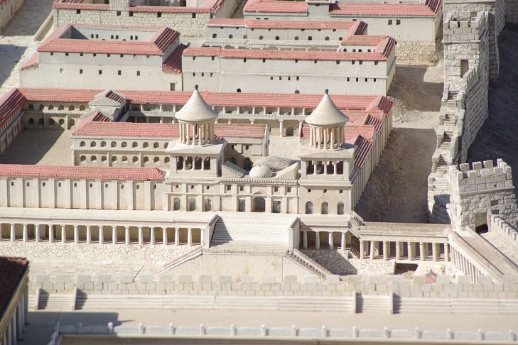 A model of a Hasmonean palace in Jerusalem (Photo: Berthold Werner)