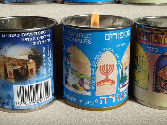 Why Do We Light Yahrtzeit Candles