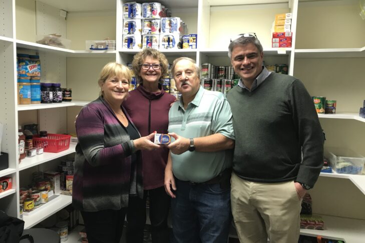 Ronna and Scott Cohen with JFS staff Diana O’Brien and Lino Covarrubias (Courtesy photo)