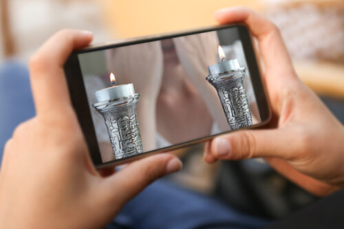 CJP Friday Night Lights Virtual_candle_lighting_JBcomEvent (1) (Image: CJP)