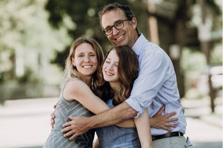 Liz and Keith Newstadt with their daughter Miranda at her bat mitzvah in June (Photo: Nicole McMorrow Photography)