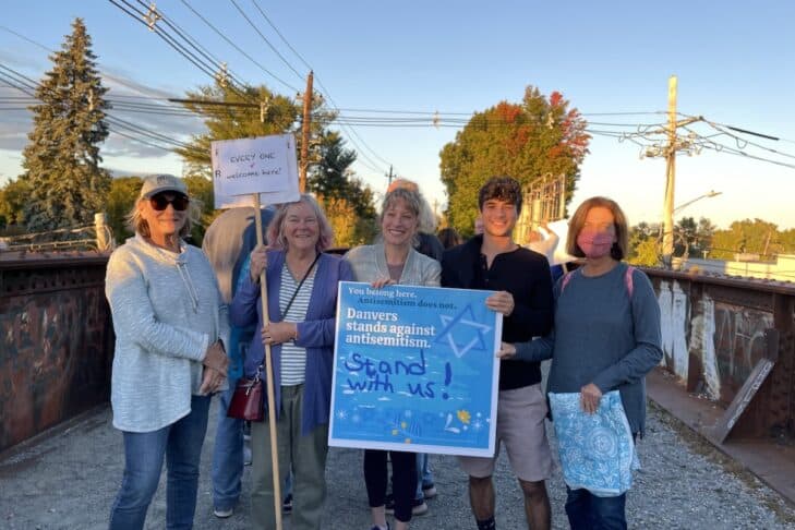 North Shore Communities Rally Against Antisemitism