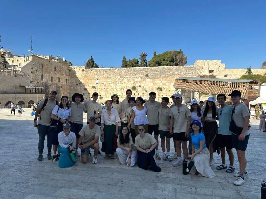 Boston Diller Teen Fellows in Israel 1