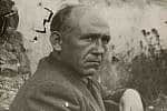 Chaim Grade in Vilne, Lithuania, 1945.(From the Archives of the YIVO Institute for Jewish Research, New York)