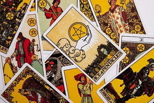 Tarot Cards Viva Luna Studios Unsplash