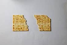 Passover Matzo Matzah istock Daniel Tamas Mehes