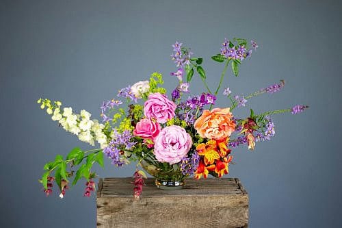 Flowers Floral Arrangment Flower Arranging Simon Godfrey Unsplash