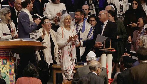 Screenshots from recordings of 5786 HHD services, including Yom Kippur and Rosh Hashanah